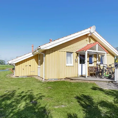 12 Person In Holiday home